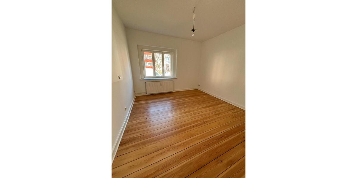 Erdgeschoßwohnung Magdeburg Nordwest - 3 Zimmer, 87 m&sup2;, 870&euro; | Angebot:26285242