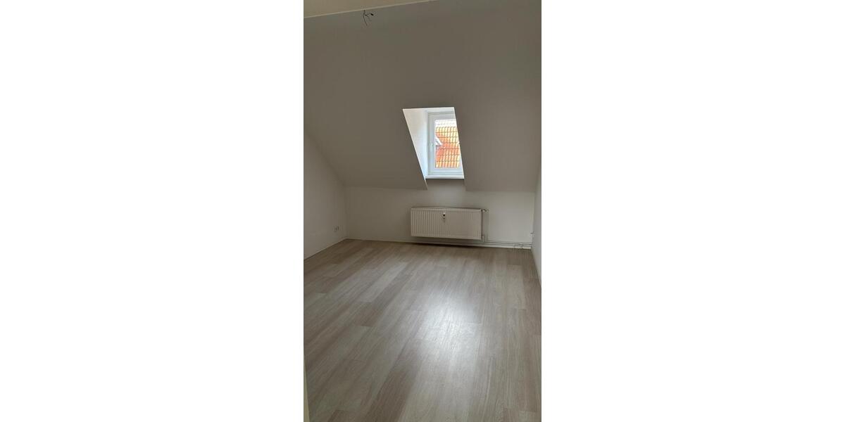 Dachgeschoßwohnung Magdeburg Neue Neustadt - 2 Zimmer, 53 m&sup2;, 445&euro; | Angebot:25813932