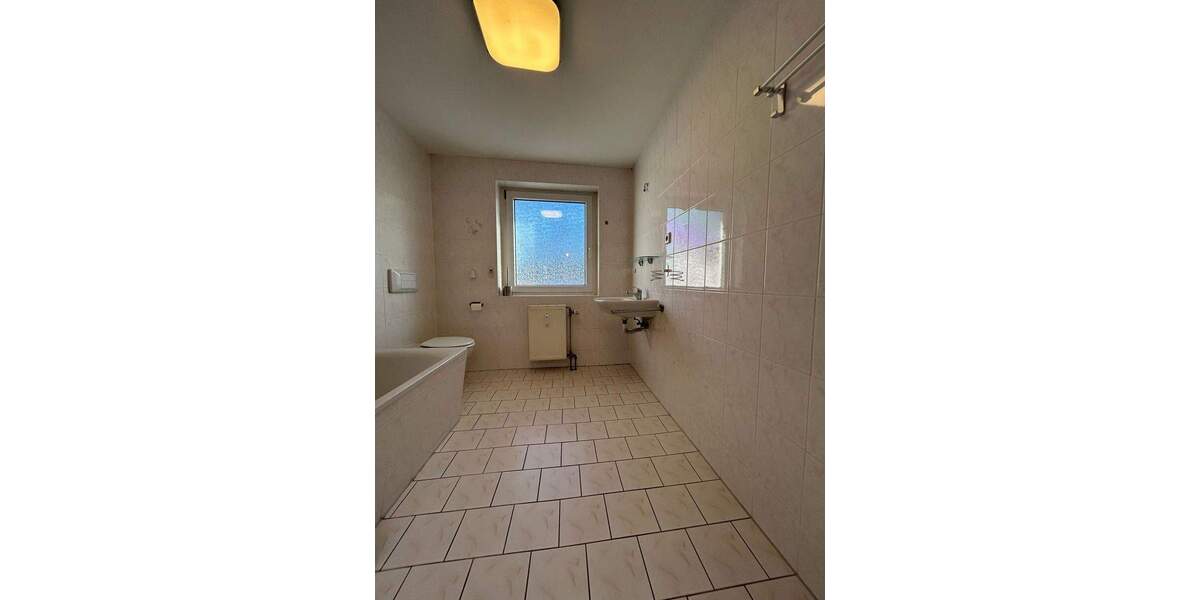 Etagenwohnung Magdeburg Sudenburg - 2 Zimmer, 64 m&sup2;, 360&euro; | Angebot:26616482