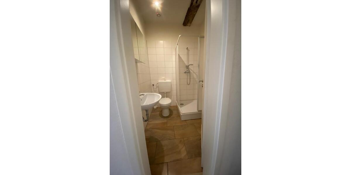 Hochparterre Haldensleben - 1 Zimmer, 17 m&sup2;, 275&euro; | Angebot:25854877