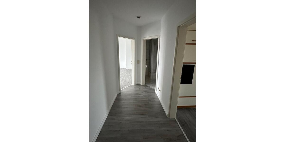 Dachgeschoßwohnung Magdeburg Leipziger Straße - 2.5 Zimmer, 75 m&sup2;, 475&euro; | Angebot:26284952
