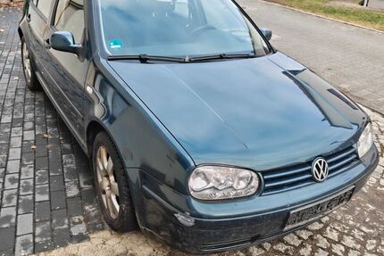 VW Golf 295.527 km 999 &euro; Barleben 39179