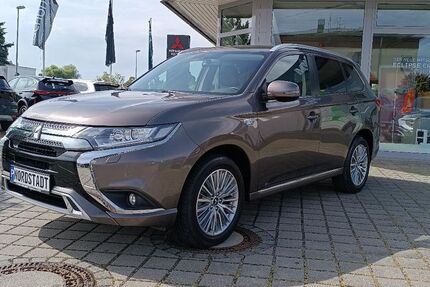 Mitsubishi Plug-in Hybrid Outlander 66.863 km 20.490 &euro; Magdeburg 39124