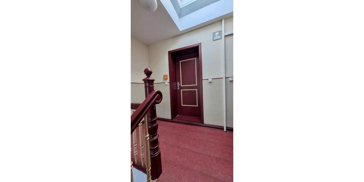 Dachgeschoßwohnung Magdeburg Leipziger Straße - 2 Zimmer, 67 m&sup2;, 430&euro; | Angebot:26100528