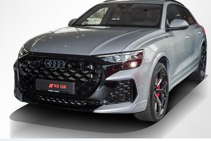 Audi RSQ8 4.900 km 154.940 &euro; Magdeburg 39126