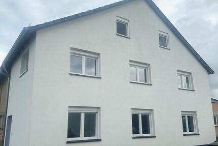 Haus Haldensleben - 5 Zimmer, 150 m&sup2;, 950&euro; | Angebot:25571006