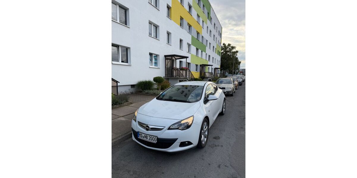 Opel Astra 182.000 km 5.600 &euro; Magdeburg 39128