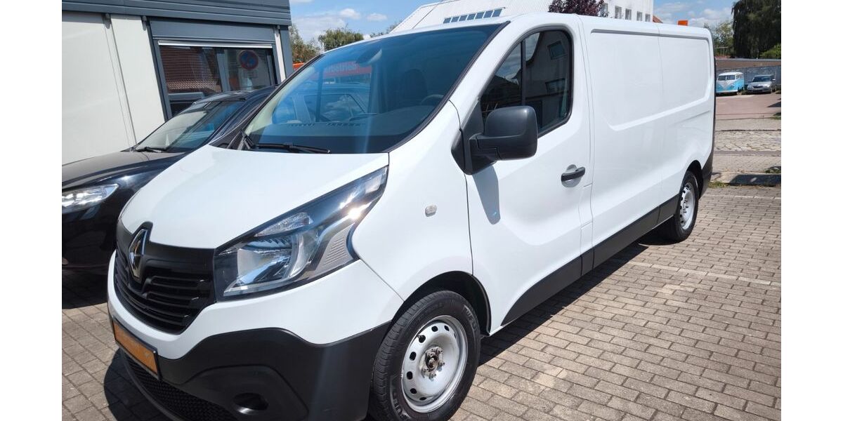 Renault Trafic 119.186 km 12.480 &euro; Magdeburg 39130