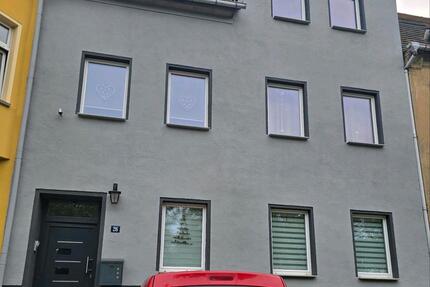 Haus Schönebeck (Elbe) - 8 Zimmer, 220 m&sup2;, 235.000&euro; | Angebot:26848495