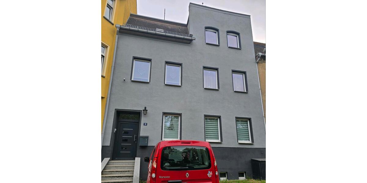 Mehrfamilienhaus, Wohnhaus Schönebeck (Elbe) - 8 Zimmer, 220 m&sup2;, 235.000&euro; | Angebot:26848495