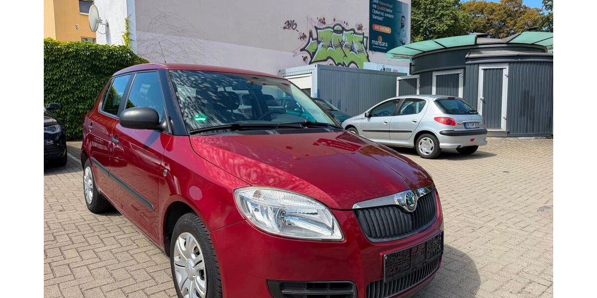 Skoda Fabia 88.000 km 2.490 &euro; Magdeburg 39112