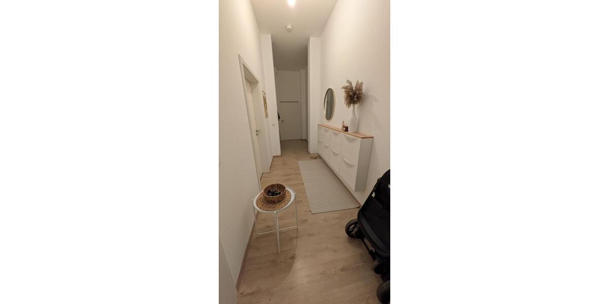 Etagenwohnung Magdeburg Diesdorf - 4 Zimmer, 106 m&sup2;, 1.057&euro; | Angebot:24743662