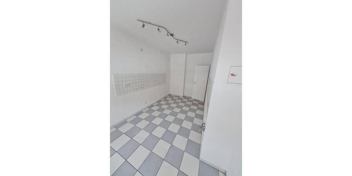 Etagenwohnung Magdeburg Neue Neustadt - 2 Zimmer, 47 m&sup2;, 330&euro; | Angebot:25342040