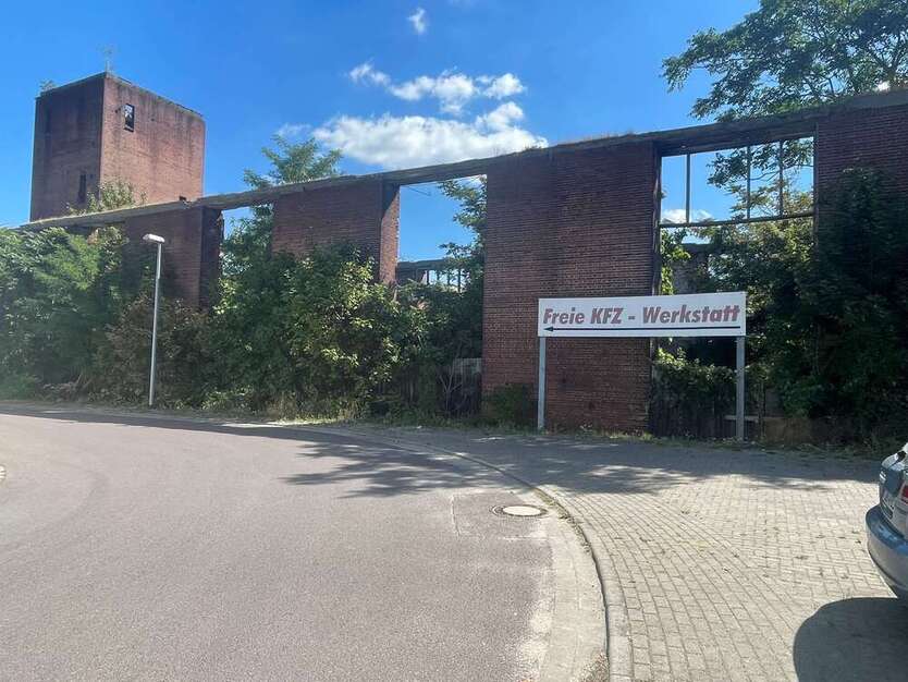 Grundstück in Magdeburg 200.000 € 1236 m²