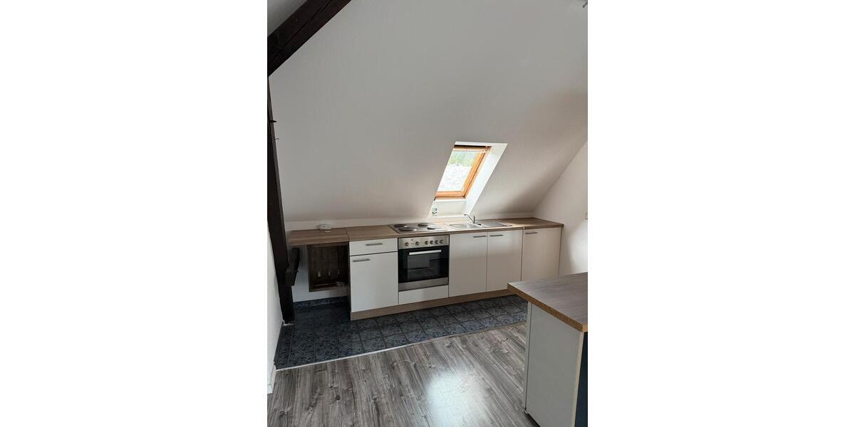 Dachgeschoßwohnung Magdeburg Beyendorf-Sohlen - 1.5 Zimmer, 30 m&sup2;, 420&euro; | Angebot:24656376