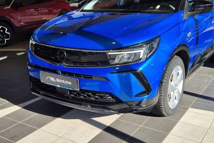 Opel Grandland (X) 11.477 km 28.780 € Zerbst / Anhalt 39261