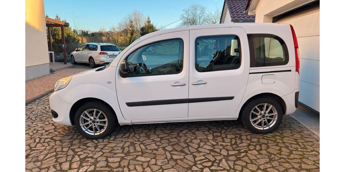 Renault Kangoo 83.886 km 8.800 &euro; Osterweddingen 39171