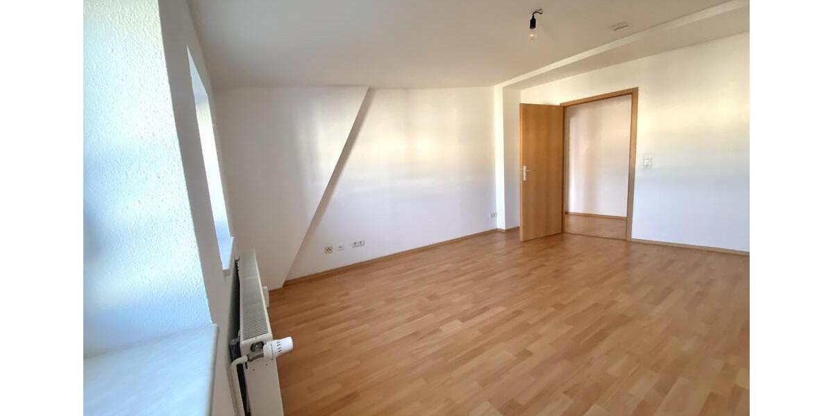 Dachgeschoßwohnung Magdeburg Leipziger Straße - 3 Zimmer, 86 m&sup2;, 473&euro; | Angebot:20575305