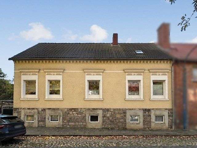 Einfamilienhaus Eilsleben - 6 Zimmer, 150 m&sup2;, 90.000&euro; | Angebot:26128816
