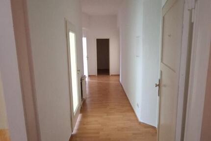 Wohnung Magdeburg Nordwest - 2 Zimmer, 75 m&sup2;, 410&euro; | Angebot:25440620