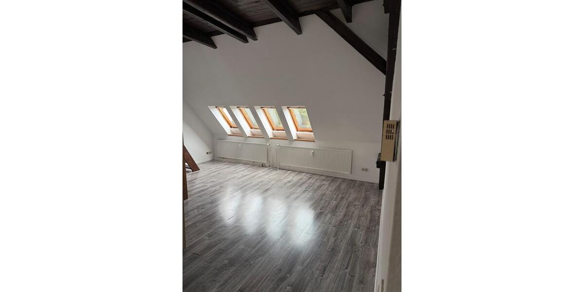 Dachgeschoßwohnung Magdeburg Ottersleben - 1.5 Zimmer, 30 m&sup2;, 420&euro; | Angebot:24680727