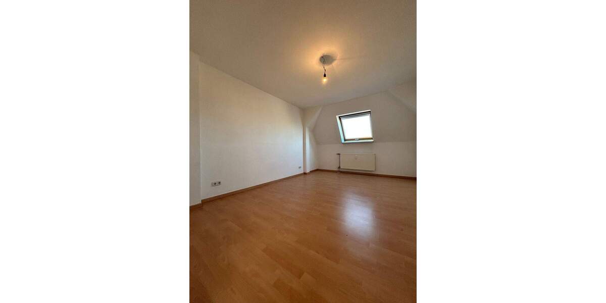 Etagenwohnung Magdeburg Sudenburg - 2 Zimmer, 64 m&sup2;, 360&euro; | Angebot:26616482