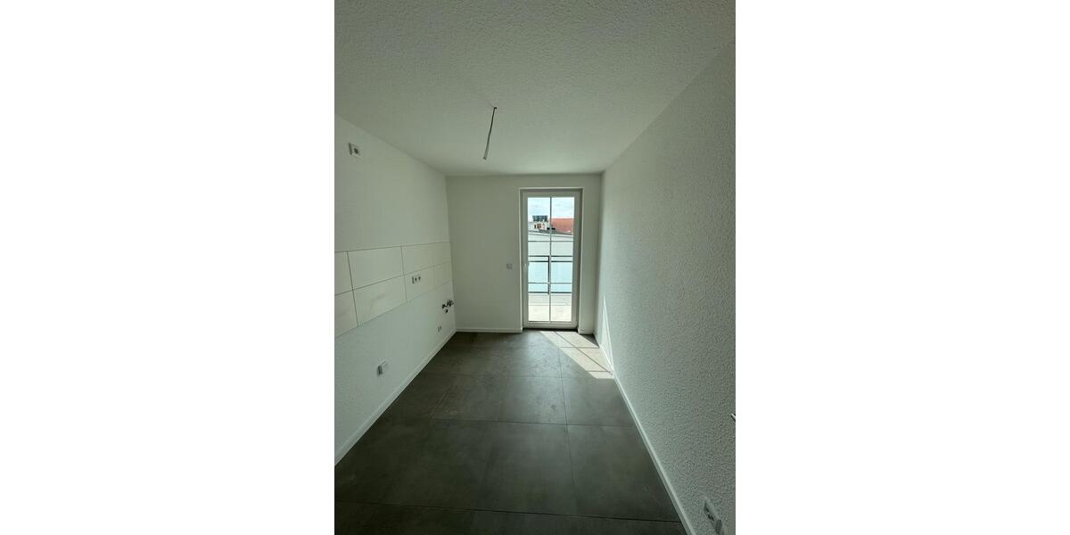 Dachgeschoßwohnung Magdeburg - 2 Zimmer, 58 m&sup2;, 713&euro; | Angebot:27634462