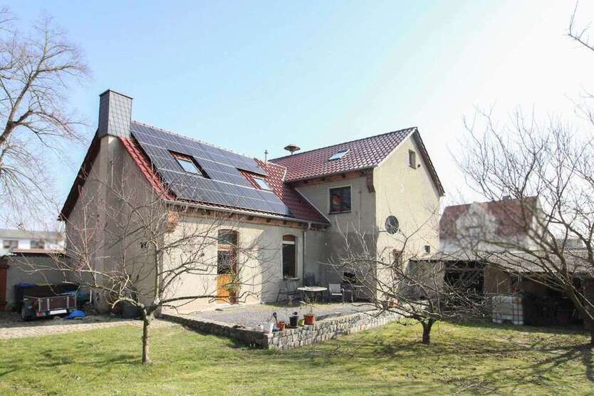 Haus zum Kaufen in Wanzleben-Börde 170.000 € 274.17 m²