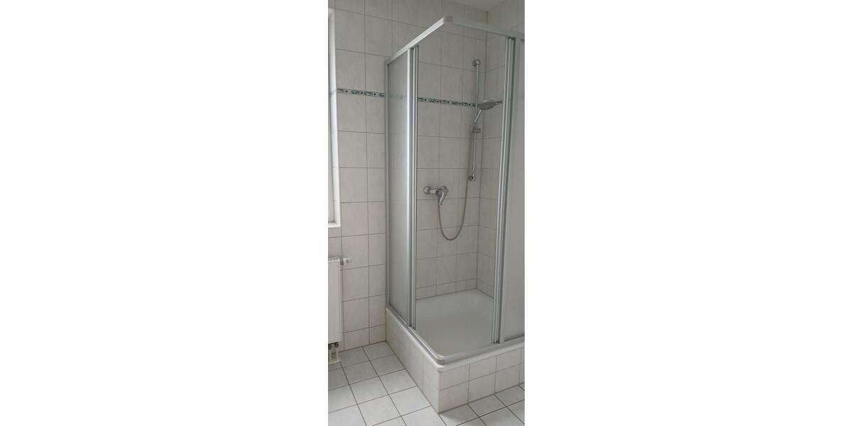 Erdgeschoßwohnung Burg - 1 Zimmer, 38 m&sup2;, 380&euro; | Angebot:26645992