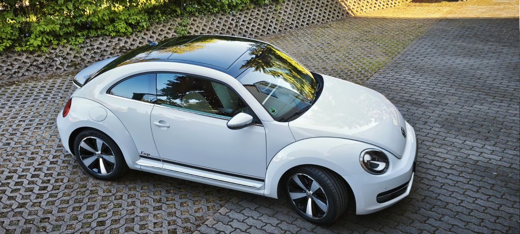 VW Beetle 96.200 km 12.500 &euro; Magdeburg 39130