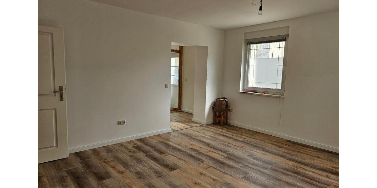 Erdgeschoßwohnung Erxleben - 2 Zimmer, 61 m&sup2;, 480&euro; | Angebot:25614998