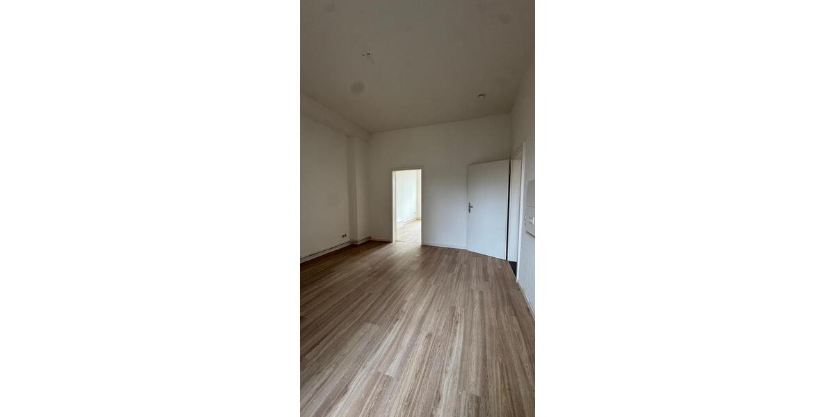 Erdgeschoßwohnung Magdeburg Neue Neustadt - 3 Zimmer, 73 m&sup2;, 600&euro; | Angebot:25614504