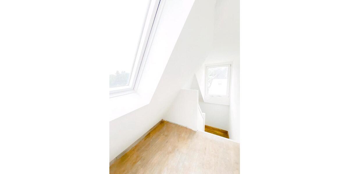 Etagenwohnung Möckern - 4 Zimmer, 90 m&sup2;, 900&euro; | Angebot:26346683