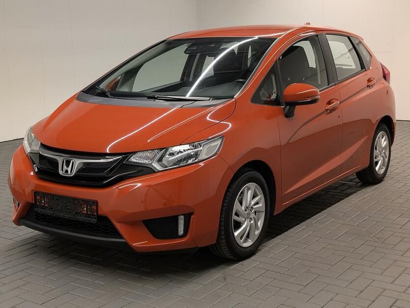 Honda Jazz 64.643 km 11.900 € Langenweddingen 39171
