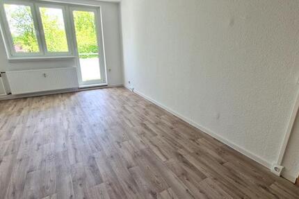 Geräumige 4-Zimmer-Wohnung – ab sofort bezugsfrei! zimmer