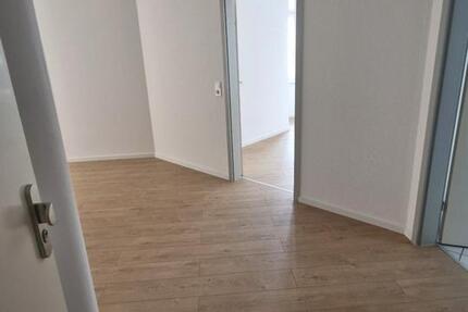 Wohnung Magdeburg Neue Neustadt - 3 Zimmer, 89 m&sup2;, 630&euro; | Angebot:25903022