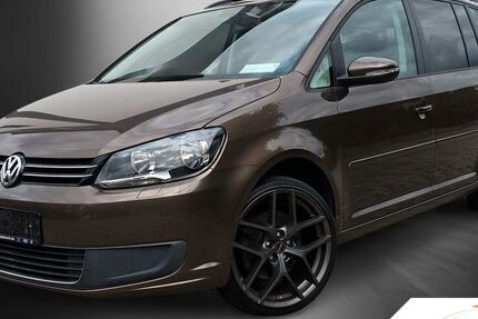 VW Touran 210.000 km 5.890 &euro; Magdeburg 39118
