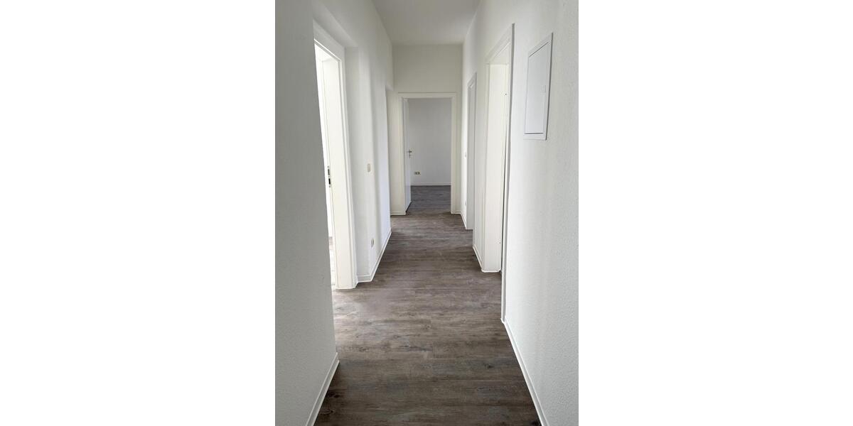 Etagenwohnung Magdeburg Nordwest - 4 Zimmer, 76 m&sup2;, 680&euro; | Angebot:25825690