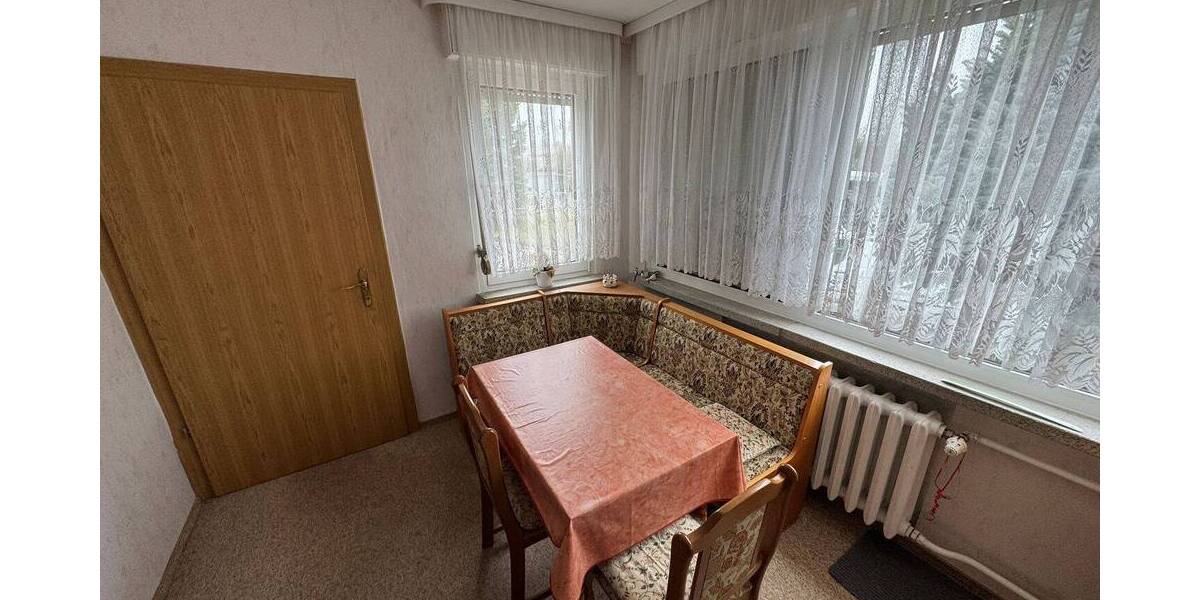 Einfamilienhaus Calbe - 4 Zimmer, 100 m&sup2;, 129.000&euro; | Angebot:26202123