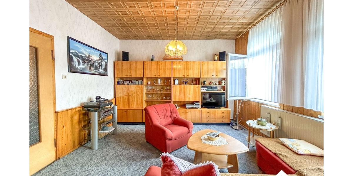 Charmante Doppelhaushälfte in ruhiger Lage mit historischem Charakter und viel Potenzial - Doppelhaushälfte Haldensleben Börde - Haldensleben | Angebot:27007956