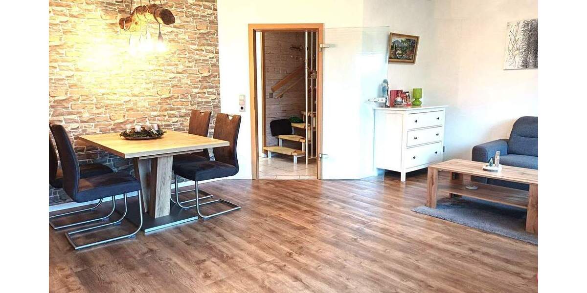 Reihenmittelhaus Barleben - 4 Zimmer, 90 m&sup2;, 249.000&euro; | Angebot:25684244