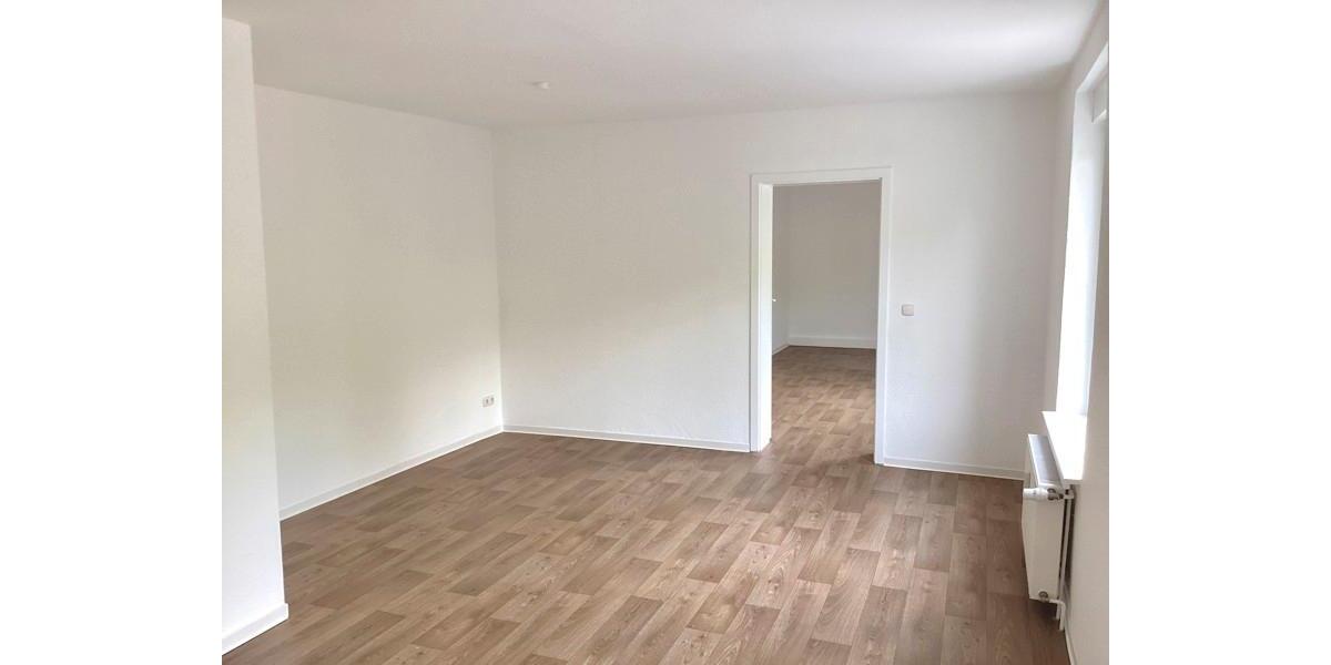 Erdgeschoßwohnung Magdeburg Leipziger Straße - 4 Zimmer, 97 m&sup2;, 650&euro; | Angebot:26657562