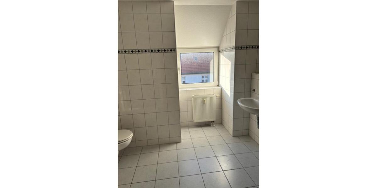 Dachgeschoßwohnung Magdeburg Neue Neustadt - 4 Zimmer, 121 m&sup2;, 847&euro; | Angebot:26411644