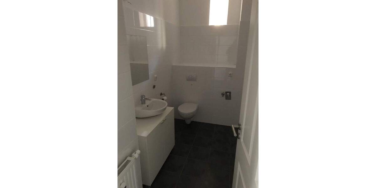 Etagenwohnung Magdeburg Altstadt - 2 Zimmer, 82 m&sup2;, 575&euro; | Angebot:24582390