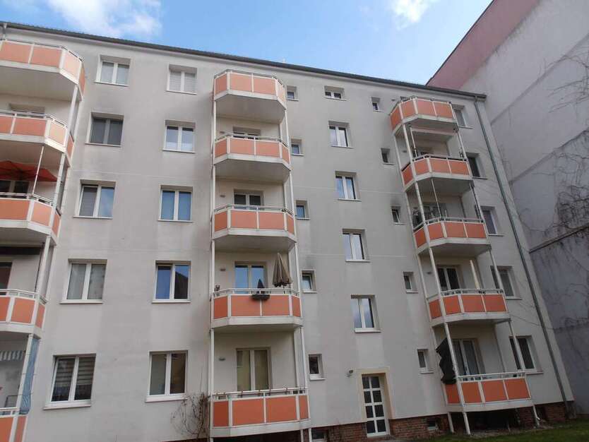 Wohnung zum Mieten in Magdeburg 390 € 60.29 m²
