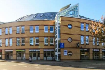 Ladeneinheit in Geschäfts- und Ärztehaus zimmer