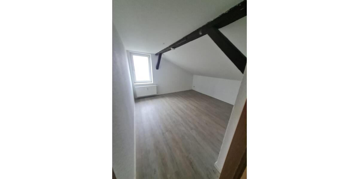 Dachgeschoßwohnung Magdeburg Beyendorf-Sohlen - 3 Zimmer, 70 m&sup2;, 385&euro; | Angebot:24354424