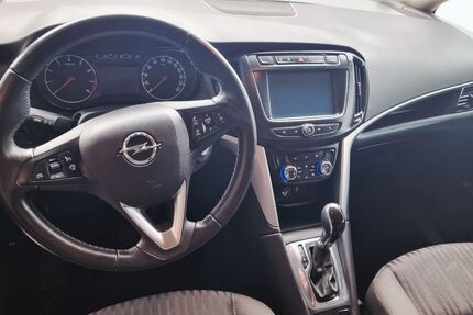 Opel Zafira Tourer 52.000 km 14.300 &euro; Magdeburg 39114