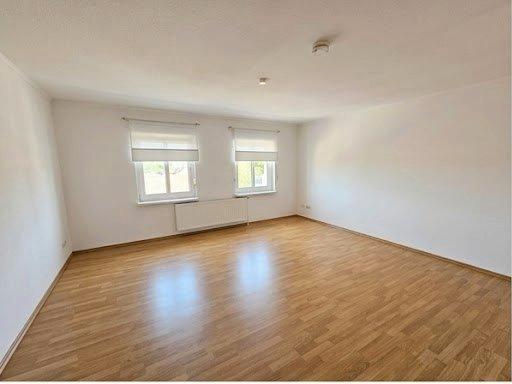 Dachgeschoßwohnung Calbe (Saale) - 2 Zimmer, 69 m&sup2;, 345&euro; | Angebot:26545365
