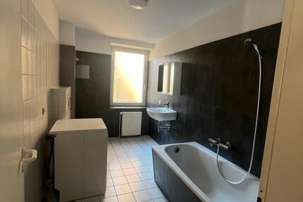 Große 3 Zimmerwohnung in Sudenburg 151 zimmer